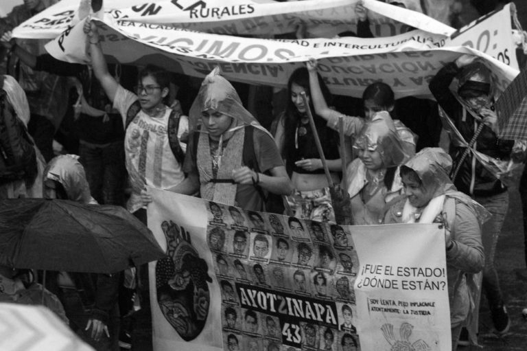 [:es]A cuatro años de la desaparición forzada de los estudiantes ...